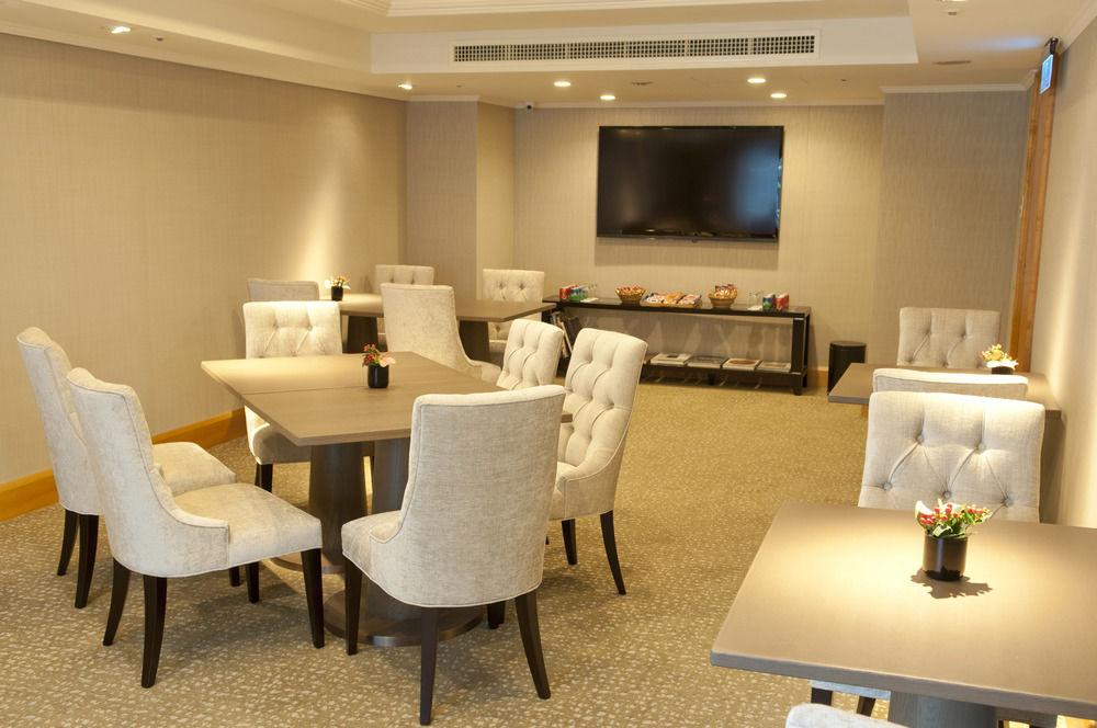 The Sherwood Тайбей Екстер'єр фото The lounge at the airport