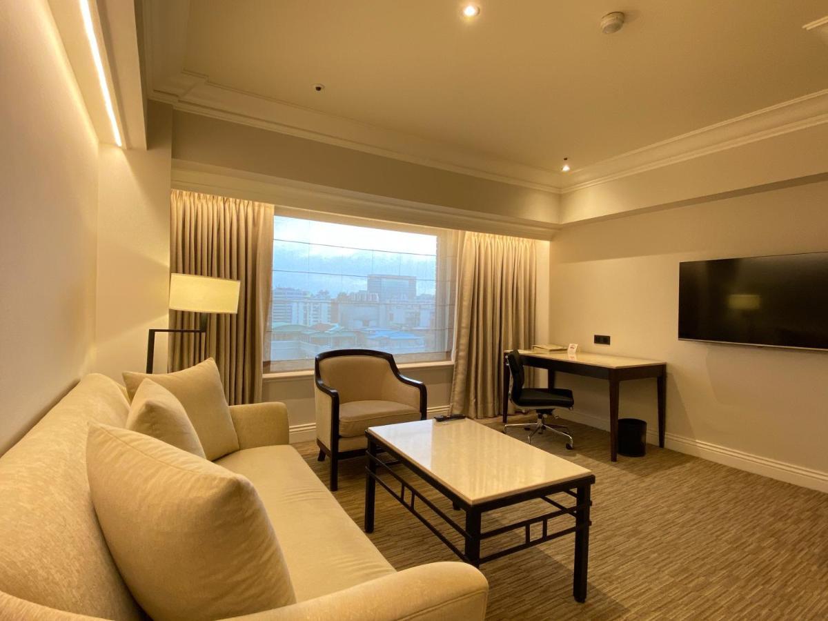 The Sherwood Тайбей Екстер'єр фото A suite at the hotel